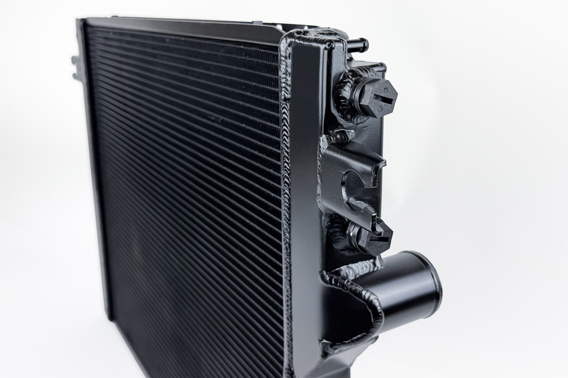 CarBahn BMW E2X M5/M6 High-Performance Radiator