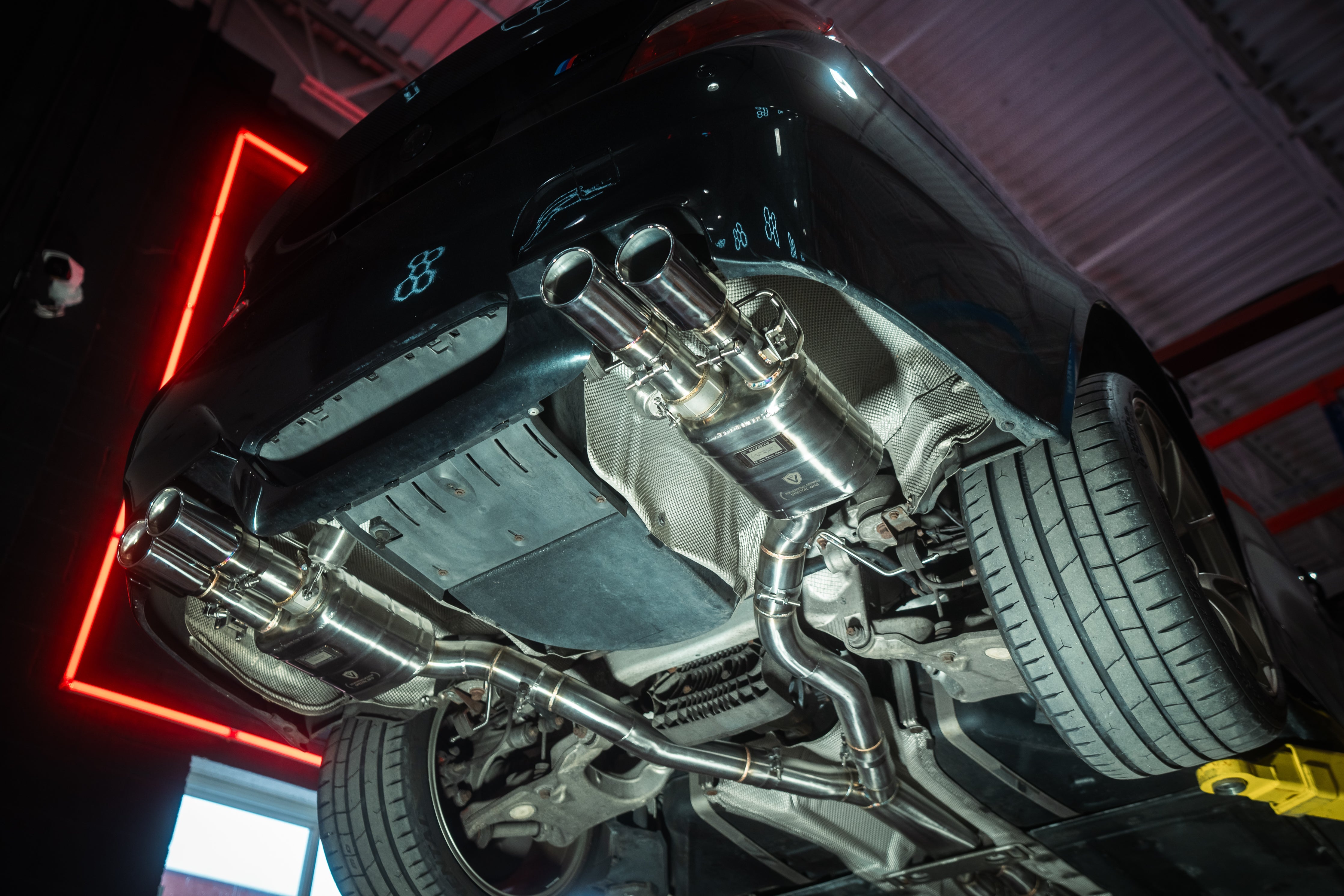 Valvetronic Exhaust - BMW E60 M5 Valved Sport Exhaust System