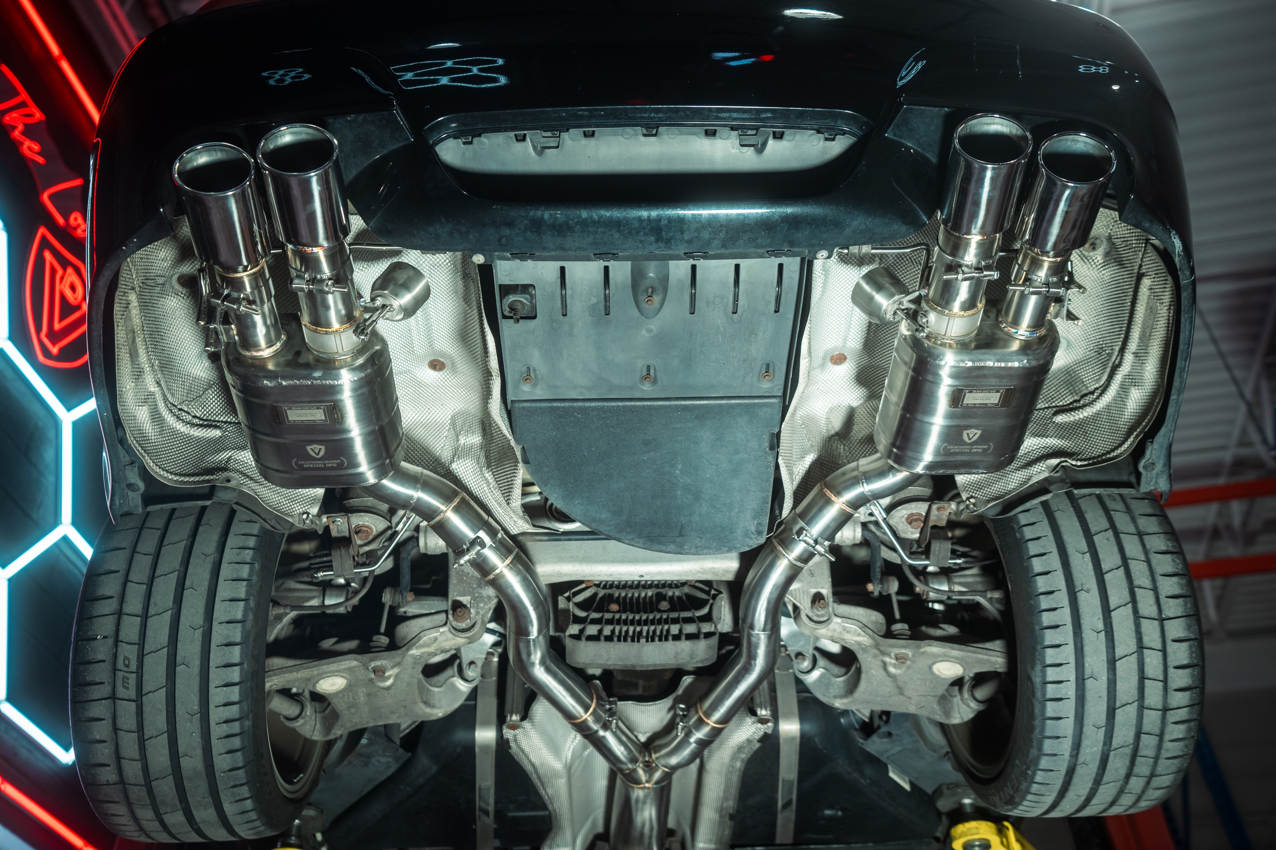 Valvetronic Exhaust - BMW E60 M5 Valved Sport Exhaust System