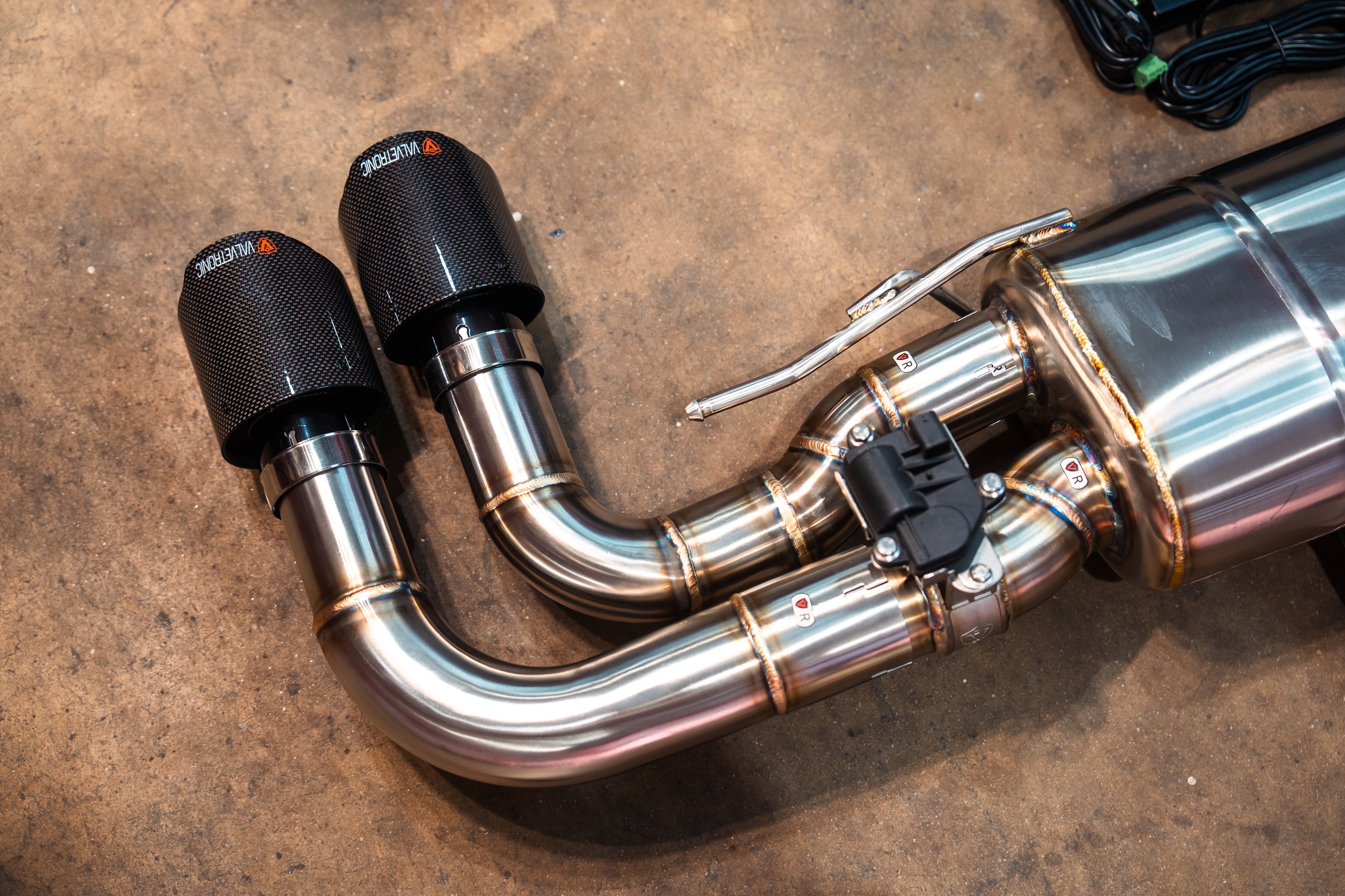 Valvetronic Exhaust - Valved Sport Exhaust System for Porsche 9Y0 Cayenne