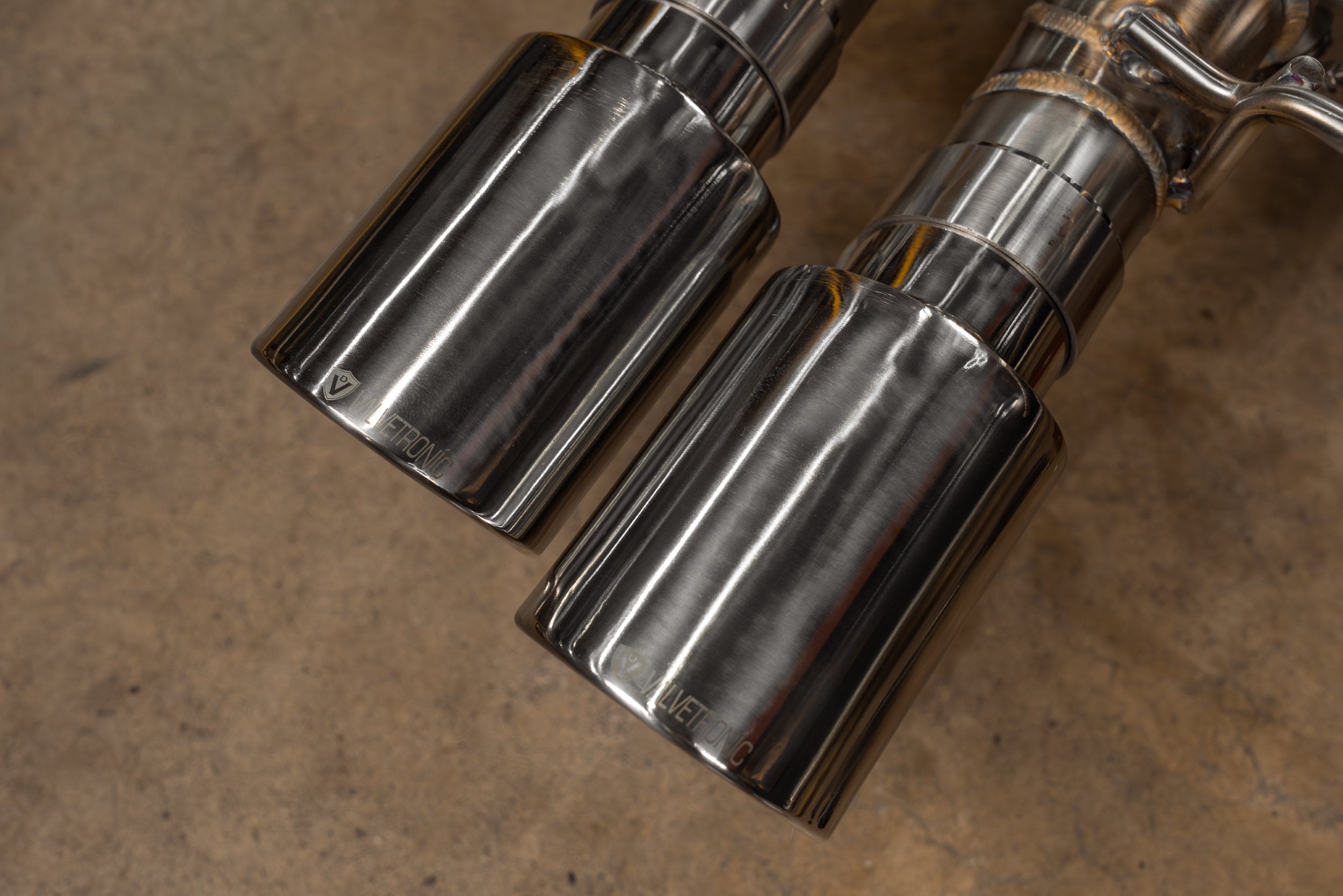 Valvetronic Exhaust - BMW E60 M5 Valved Sport Exhaust System