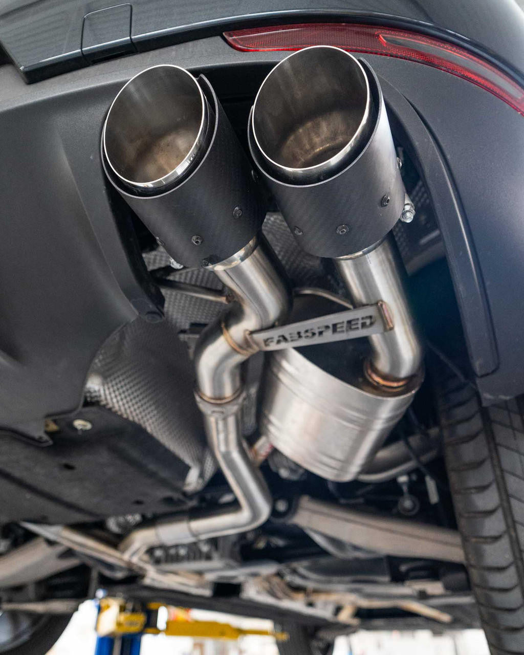 Fabspeed Porsche Macan 2.0L Valved Exhaust System (2019+)