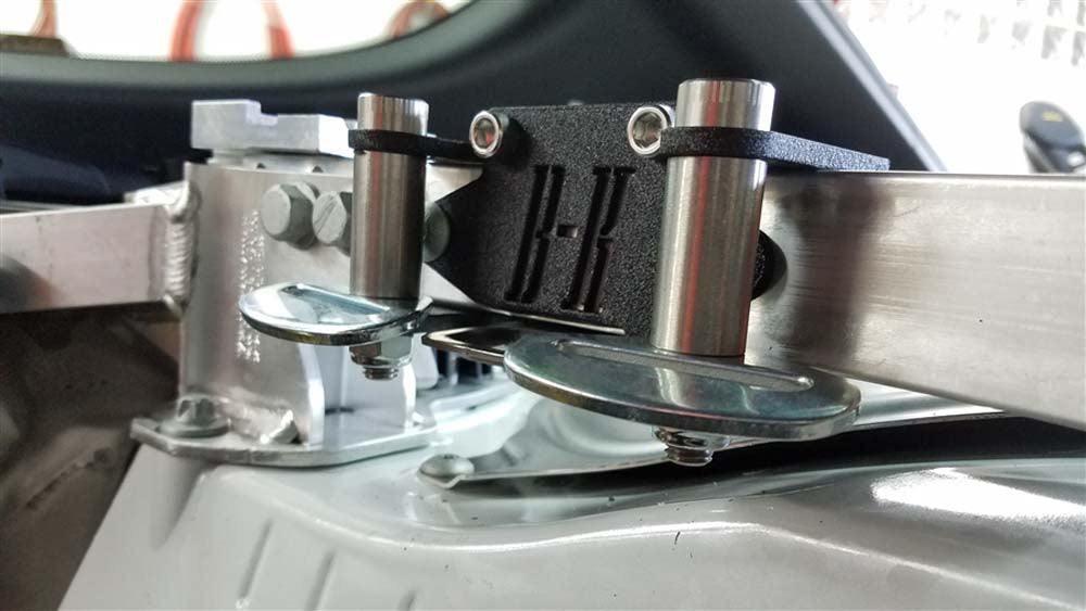 Brey Krause R-1046 Truss-Style Harness Mount - Porsche Cayman (981)