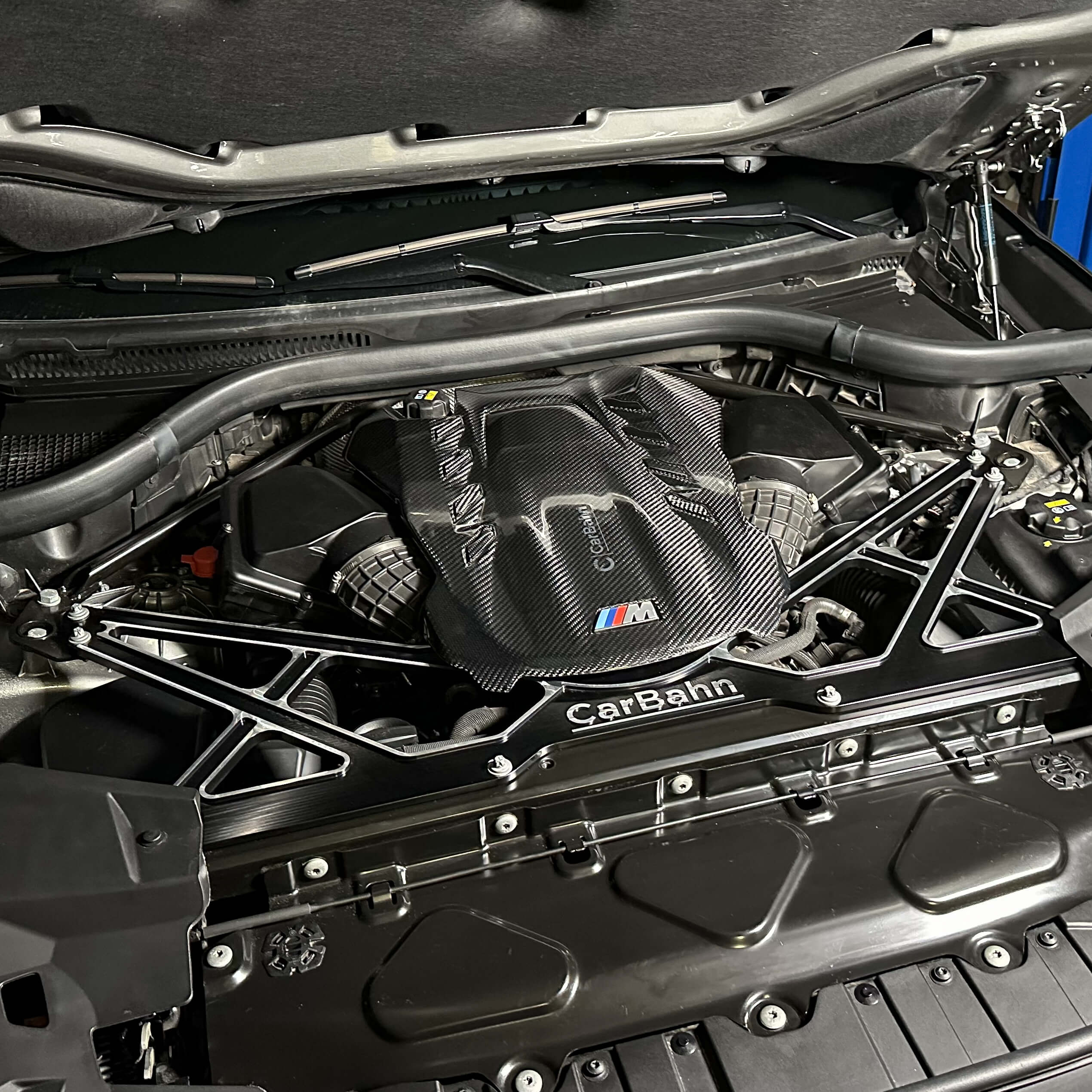 CarBahn Billet Aluminum Strut Brace | BMW X5M/X6M/XM