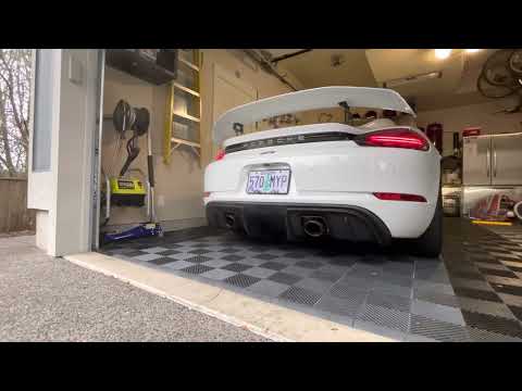 Soul Performance Porsche 718 GT4 / Spyder / GTS 4.0L Resonated Over Axle Pipes