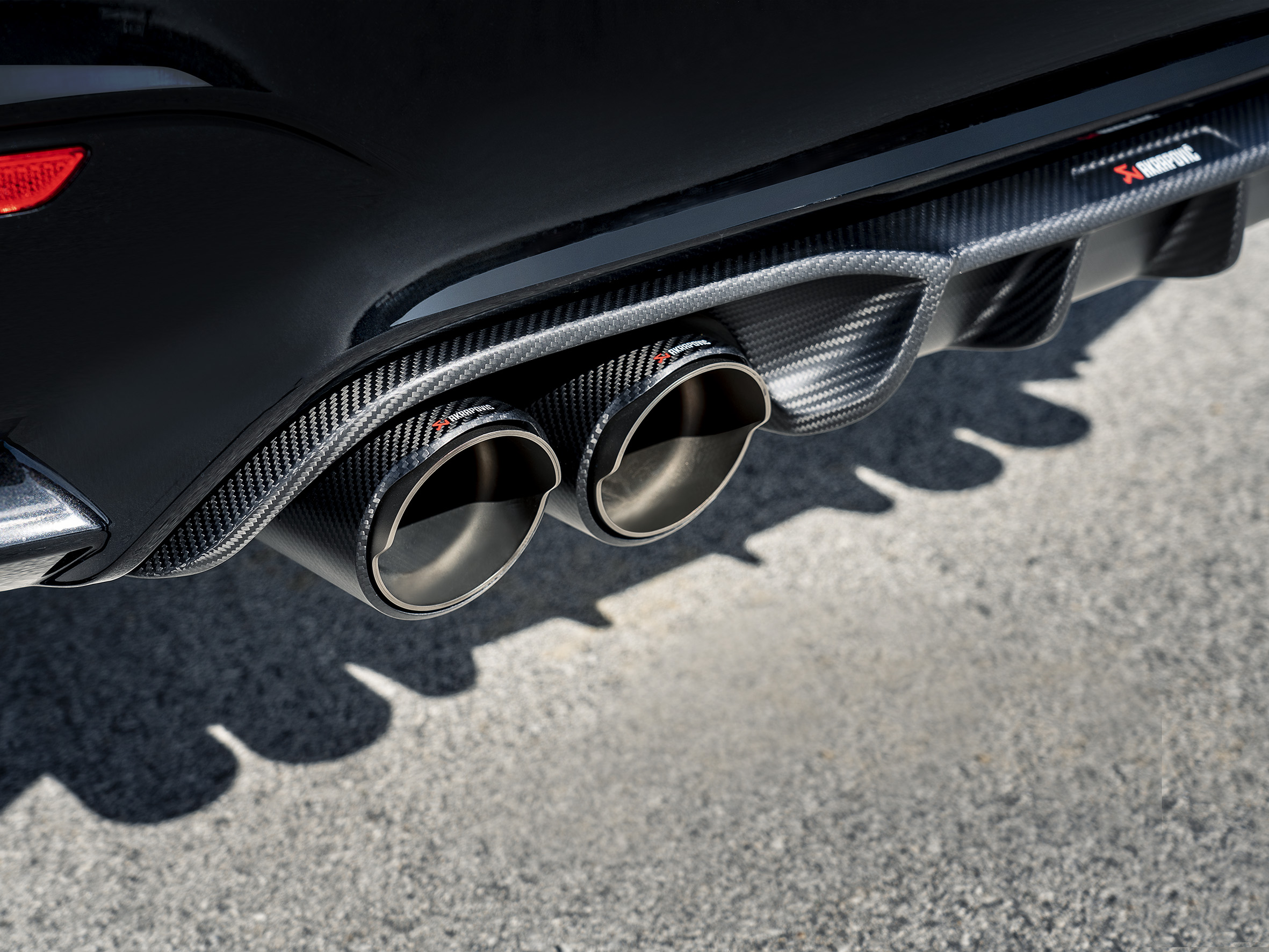 Akrapovic 2018 BMW M4 (F82/F83) Slip-On Line (Titanium)