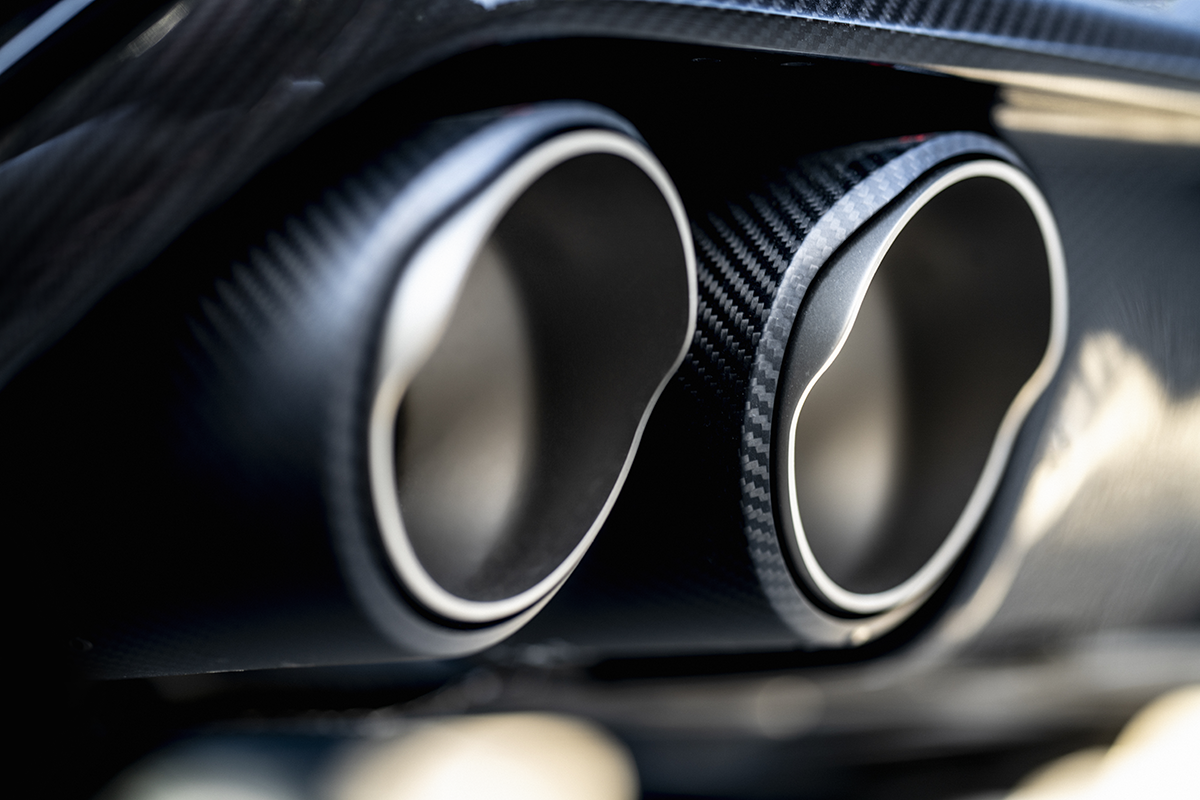 Akrapovic 2021 BMW M8/M8 Competition (F93) Evolution Line Cat Back (Titanium) w/Carbon Tips