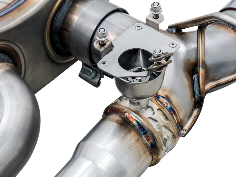 AWE Tuning BMW F8X M3/M4 SwitchPath Catback Exhaust - Diamond Black Tips 3025-43074