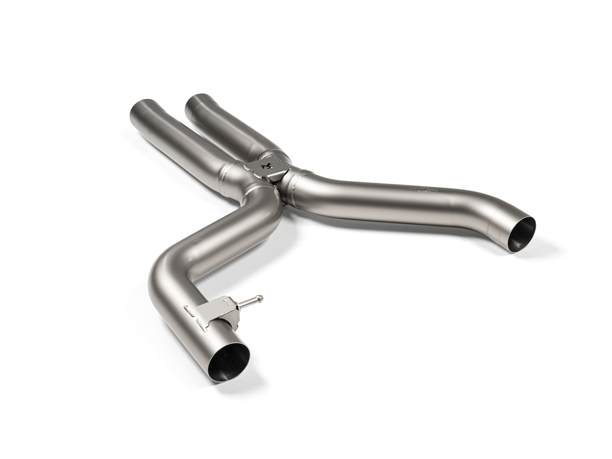 Akrapovic 2021 BMW M3 (G80) Evolution Short Link Pipe Set w/o Resonator  (Titanium)