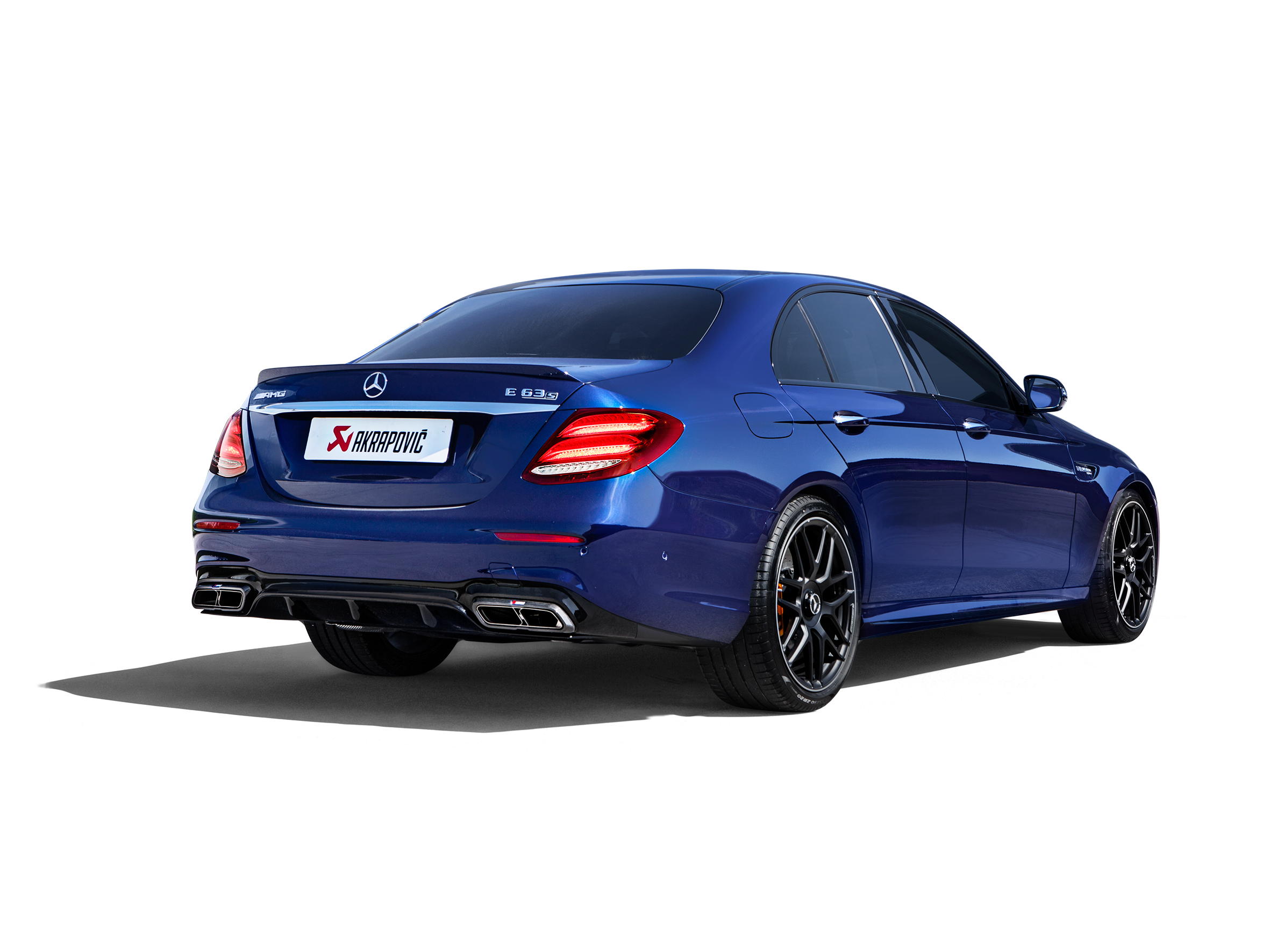 Akrapovic 2018 Mercedes Benz E63 (W213) Evolution Tail Pipe Set (High Gloss Carbon)