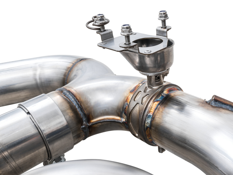 AWE SwitchPath Catback Exhaust for BMW G8X M3/M4 - Chrome Silver Tips 3025-43480