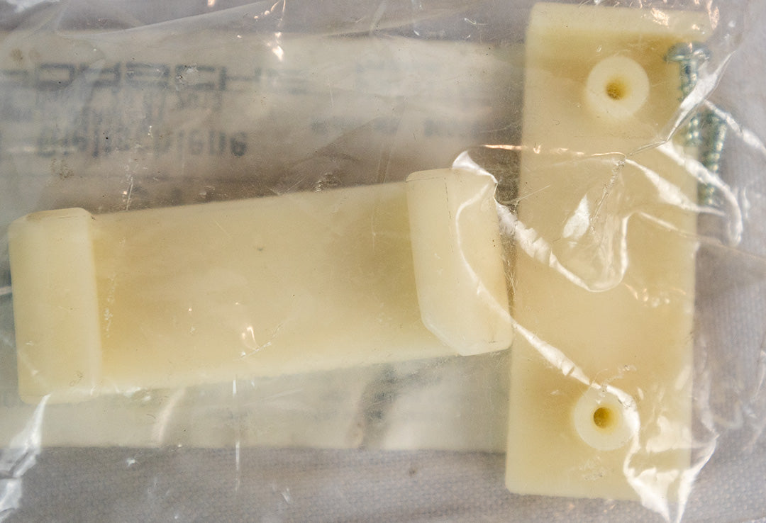 Porsche 944 Timing Chain Tensioner Rail - lower (NEW)